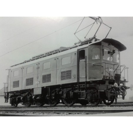Elektrická lokomotiva E467.0 HO